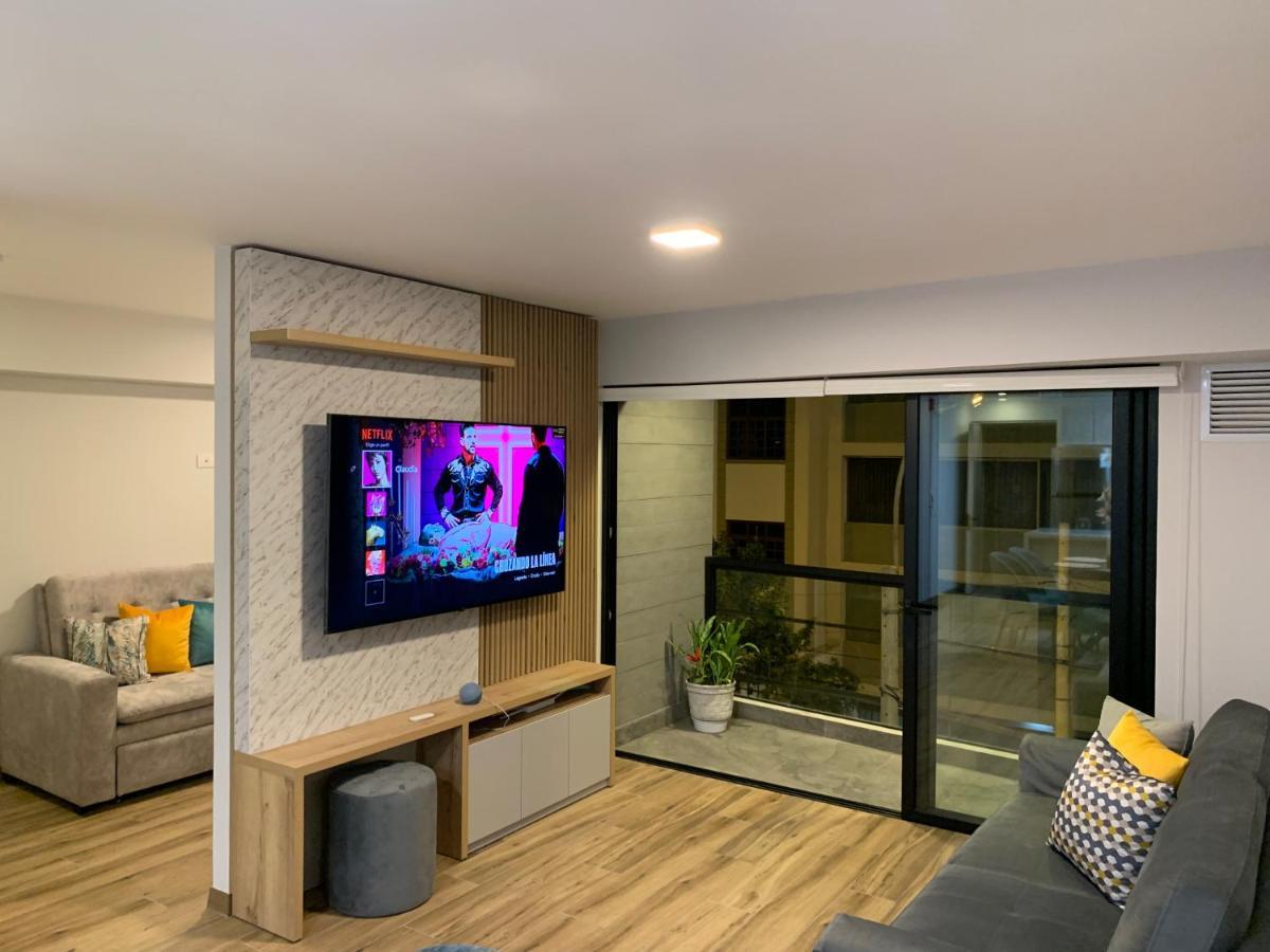 Apartamento En Miraflores Con Ac Lima Luaran gambar
