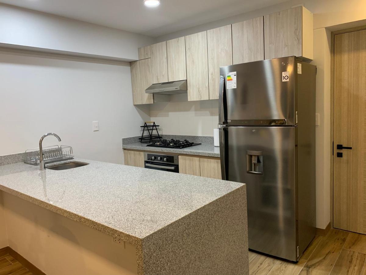 Apartamento En Miraflores Con Ac Lima Luaran gambar